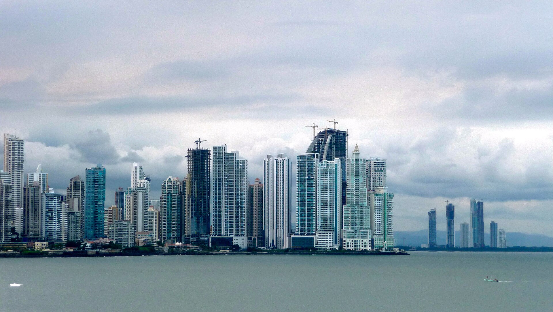 Panama : puissant séisme de magnitude 7,7, dégâts et répliques sous surveillance