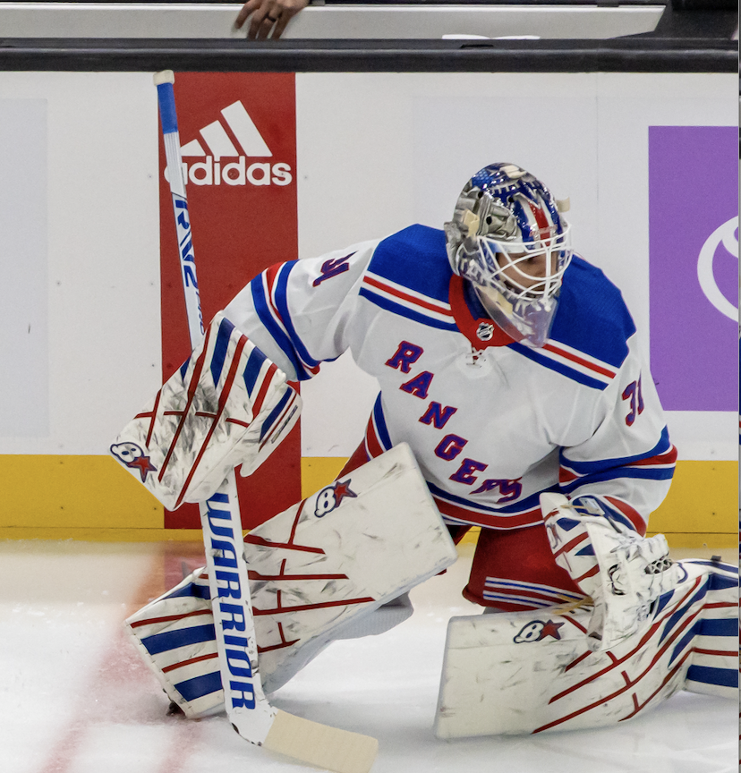 NHL : Igor Shesterkin marque et les Rangers battent Tampa Bay 5–1