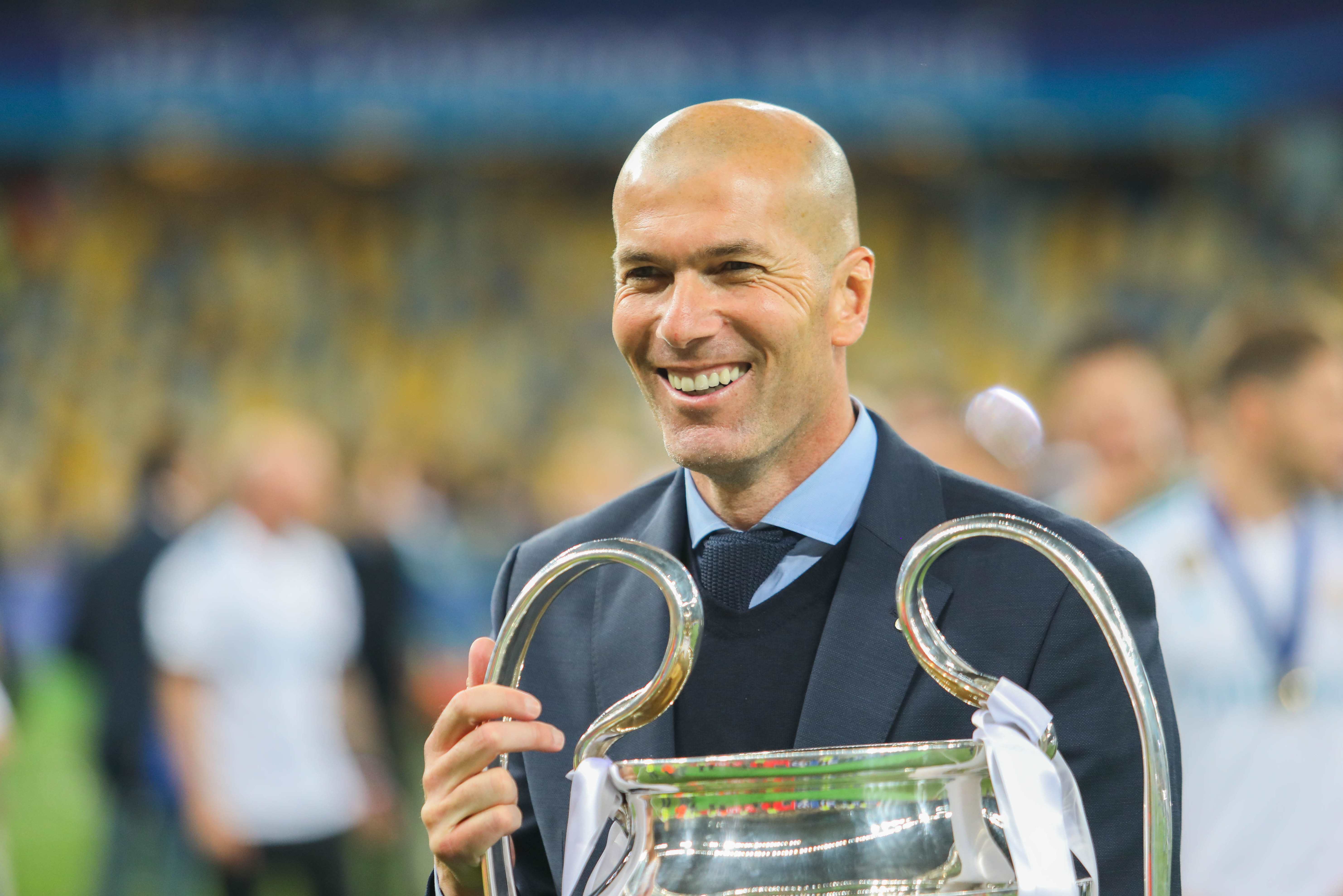 Zidane réussit sa première grande soirée au Stade de France : les Bleus renversent la Belgique